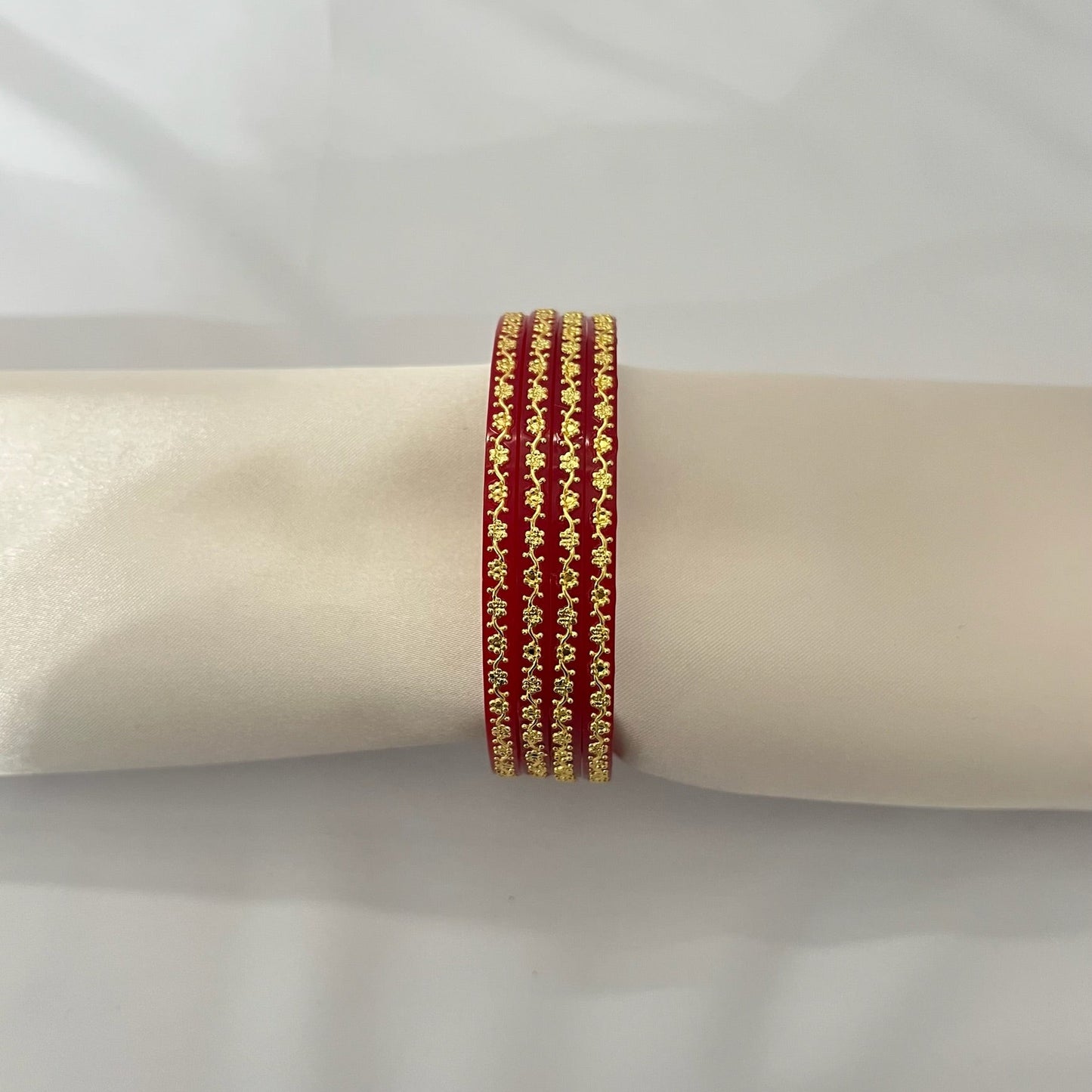 Set of 4 Red and Gold Flower Choora Bangles