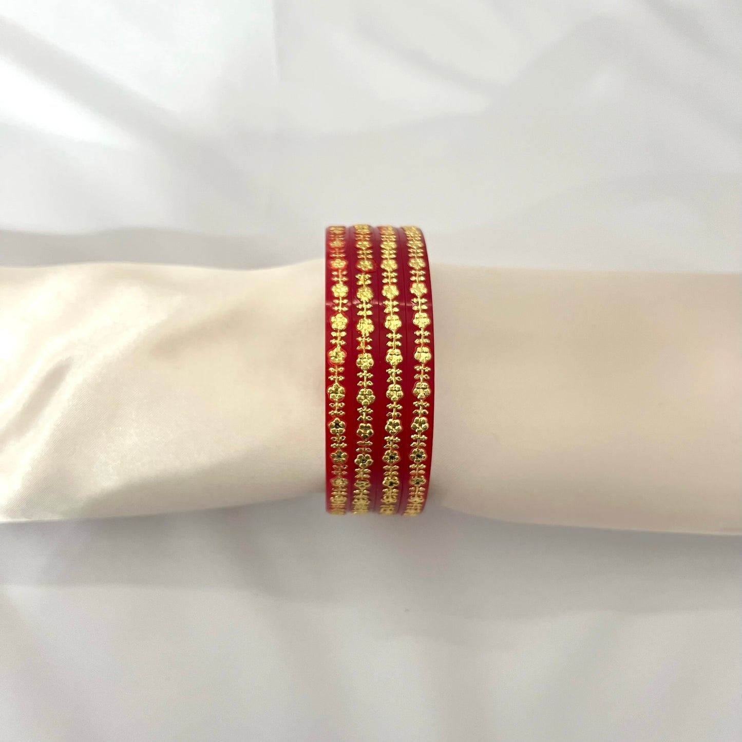 Set of 4 Red and Gold Flower Choora Bangles