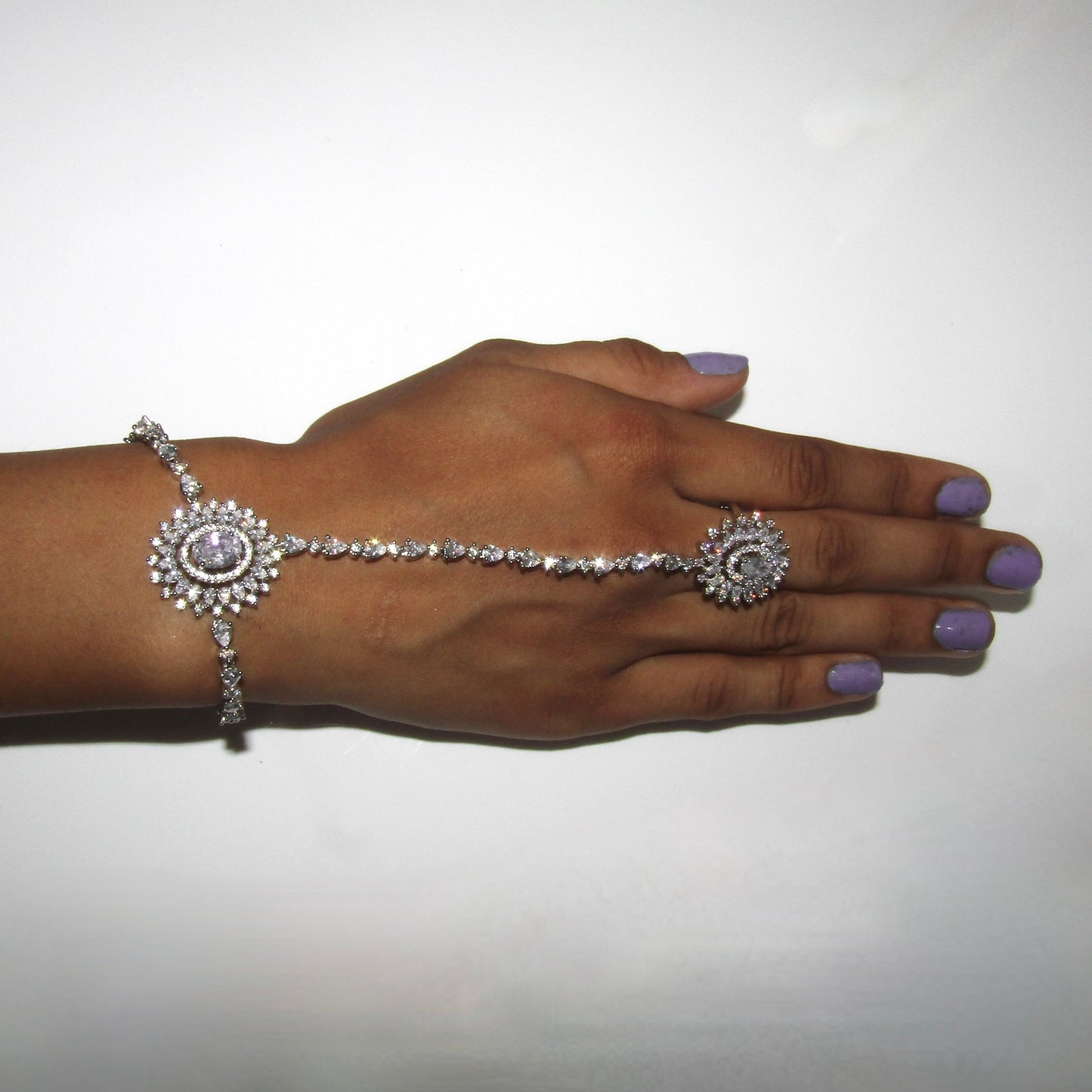 American Diamond Circle Silver Hand Piece