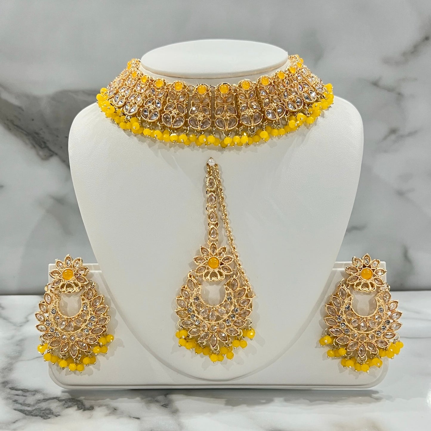 Choker Necklace, Earring and Tikka Set