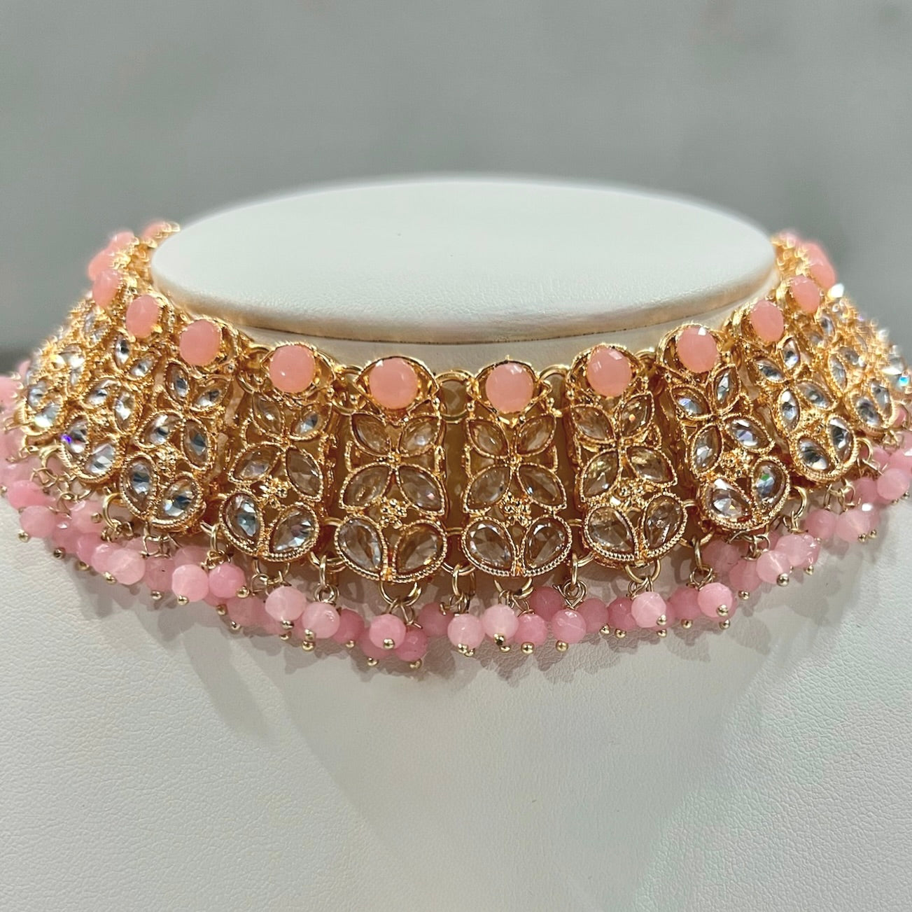 Choker Necklace, Earring and Tikka Set