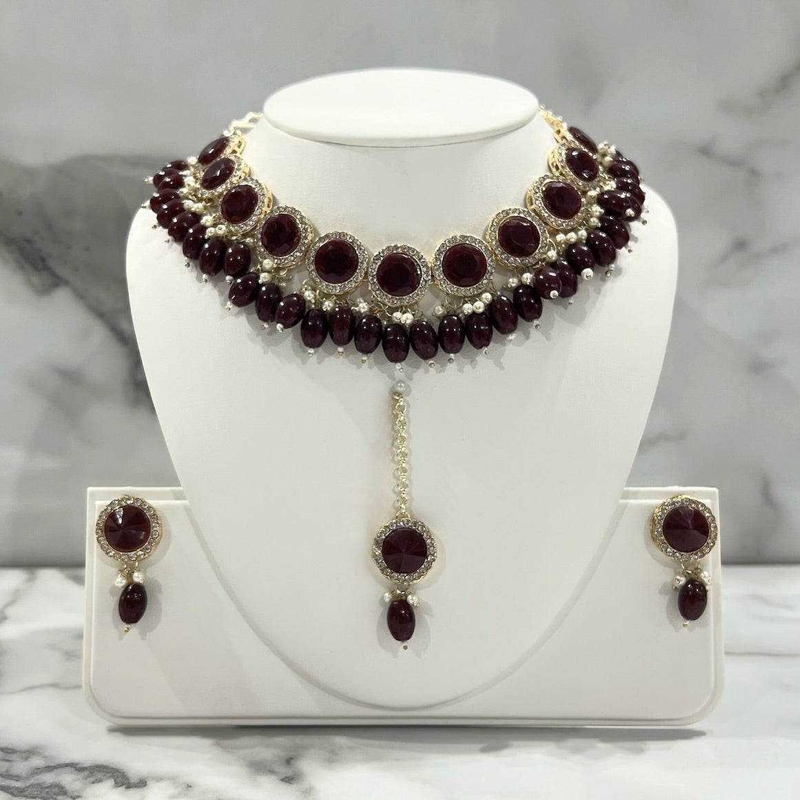 Circular Stone Choker/Neckline Set