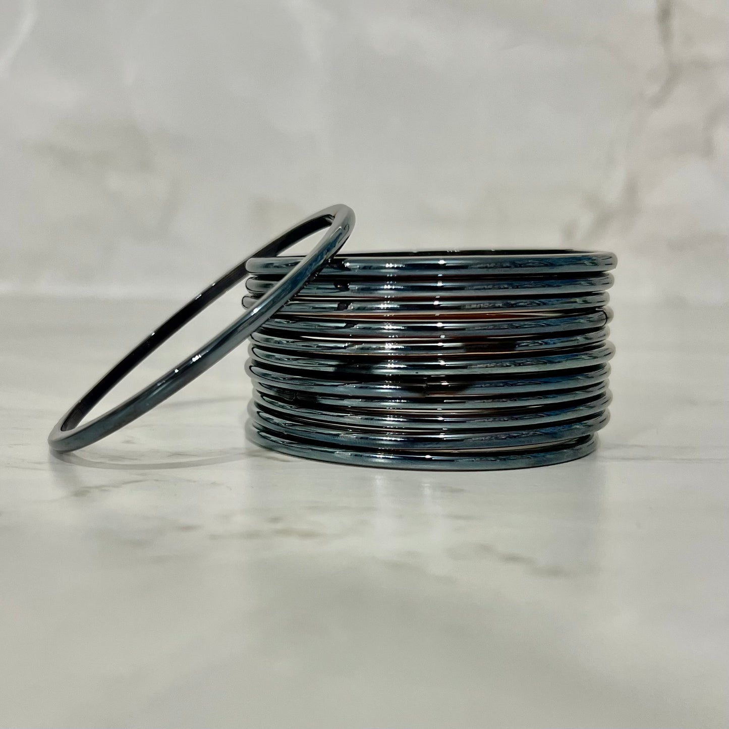 Iridescent Grey/Silver Shiny Glass Bangles